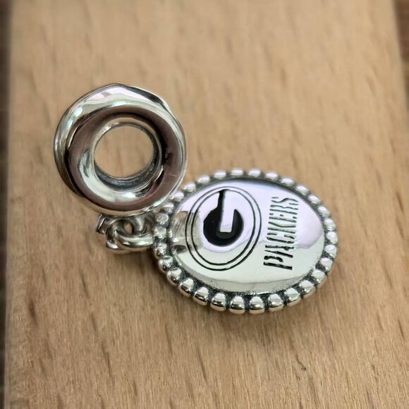 Pandora Green Bay Packers NFL Football Logo Charm, S925 Silver Bracelets - Picture 3 of 4